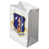 Militaire veteraan van de Nationale Garde Medium Cadeauzakje (Voorkant Gekanteld)