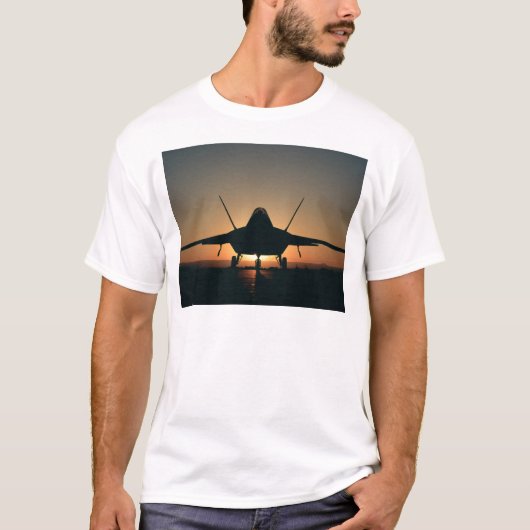 Militaire vliegtuig silhouet t-shirt (Voorkant)