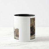 Militaire voertuigen zijn vergrendeld op een vrach mok (Midden)