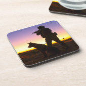 MILITAIRE WERKHOND VS BIER ONDERZETTER (Linkerzijde)