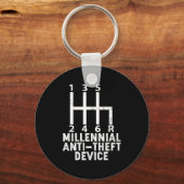 Millennial Anti Theft Device _ Funny Stick Shift Sleutelhanger (Voorkant)