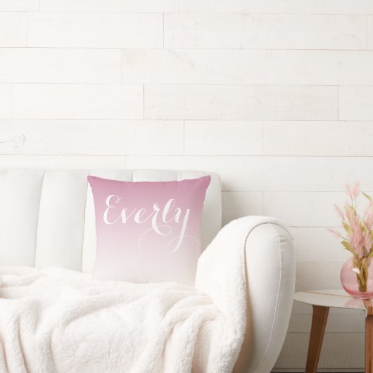 Millennial Pink Ombre Girls Room Baby Nursery Kussen (Bank)