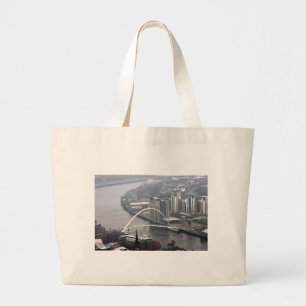 Millennium Bridge Newcastle upon Tyne Grote Tote Bag