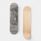 millie christine skateboard (Voorkant)