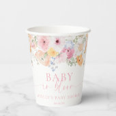 Millie Floral Baby in Bloom Baby shower Papieren Bekers (Achterkant)
