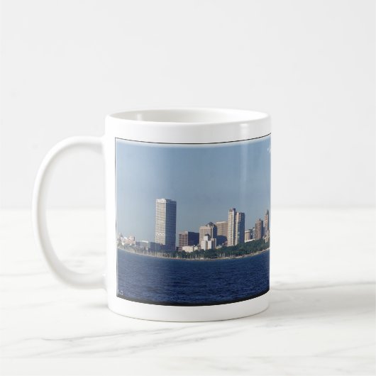 Milwaukee Skyline mok (Links)