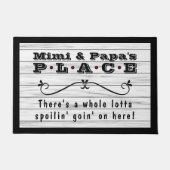 Mimi en Papa's Place Whole Lotta Spoilin' Rustic Deurmat (Voorkant)