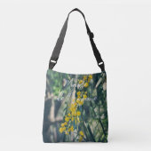 Mimosa-boom met gele bloemen crossbody tas (Voorkant)