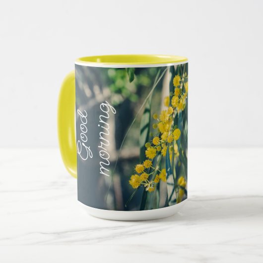 Mimosa-boom met gele bloemen mok (Voorkant links)