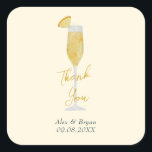 Mimosa Brunch Cocktail Glass Wedding Favor Vierkante Sticker<br><div class="desc">Deze mimosa begunstigt de sticker met een schilderij van een waterverf van een mimosa glas. Pas aan met uw informatie en verander om het even welke formulering om uw gebeurtenis aan te passen.</div>