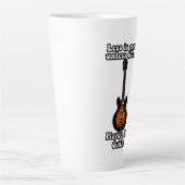 Minder is meer tenzij het gitaren speelt latte mok (Voorkant)