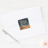 Minder scrollen, meer leven vierkante sticker (Envelop)