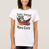 Minder sociaal, meer gezellig - Wasbeer in hangmat T-shirt (Voorkant)