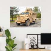 MINE-RESISTENT AMBUSH BESCHERMD VOERTUIG POSTER (Thuiskantoor)