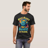 Mini Beest in Opleiding: Schattige Kettlebell Supe T-shirt (Voorkant volledig)