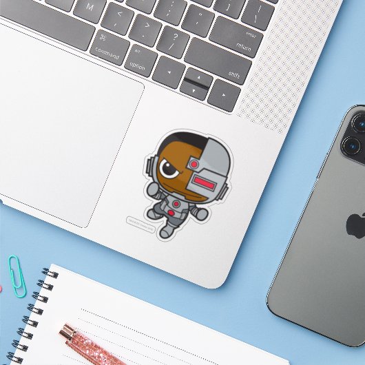 Mini Cyborg Sticker (Laptop met iPhone)