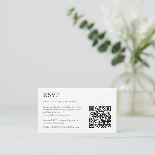 MINI Eenvoudige Zwarte Witte QR Code RSVP Informatiekaartje (Staand voorkant)