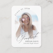 Mini Elegant Script Arch Foto Afstuderen Uitnodige Informatiekaartje (Voorkant)