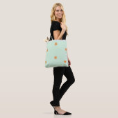 Mini-madeliefjes-tas Tote Bag (Op model)