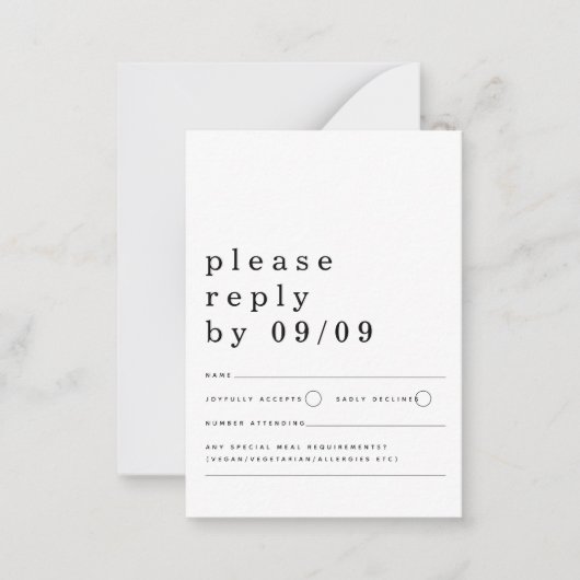 MINI SIZE Typografie Black White Wedding RSVP Notitiekaartje (Voorkant)