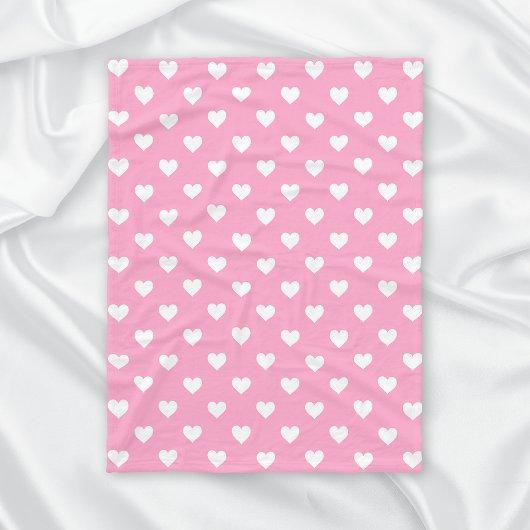 Mini White Hearts op roze Fleece Deken