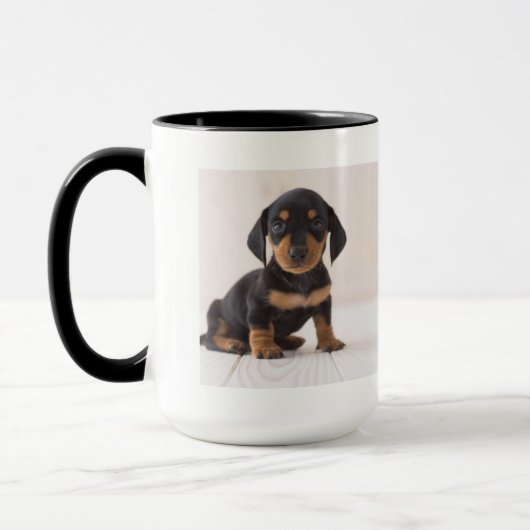 Miniature Dachshund Sitting Mok (Links)