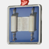 Miniature Torah Scroll, 1765 Metalen Ornament (Links)