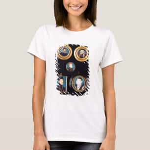 Miniaturen van Hilliard's vader en moeder, zelf T-shirt