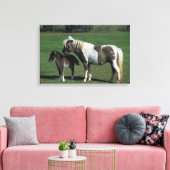 Miniatuur Mare & Foal Standing Canvas Afdruk (Insitu (Woonkamer))