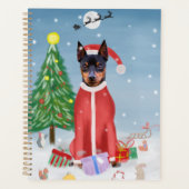 Miniatuur Pinsch Dog in sneeuw met kerstcadeaus Planner (Voorkant)
