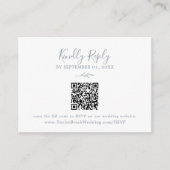Minimaal blad | Dusty Blue QR Code Monogram RSVP Informatiekaartje (Voorkant)