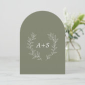 Minimaal blad | Gebogen Monogram Trouwuitnodiging Kaart (Staand voorkant)