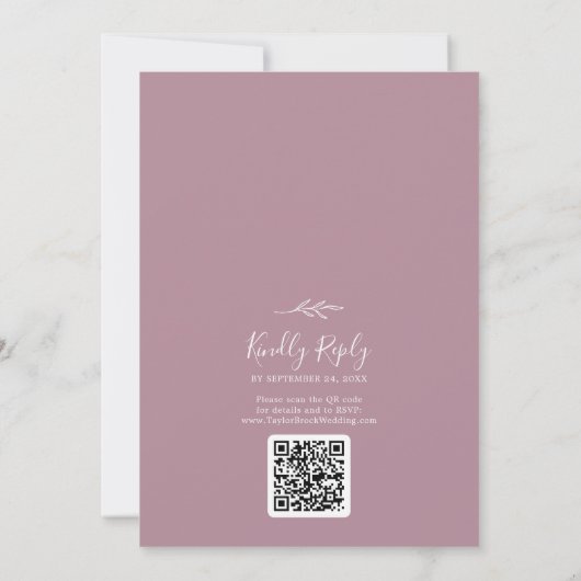 Minimaal blad | Mauve Monogram QR Code Bruiloft Kaart (Achterkant)