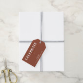 Minimaal CELEBREREN | Terracotta Kerst Cadeaulabel (Met Touw)