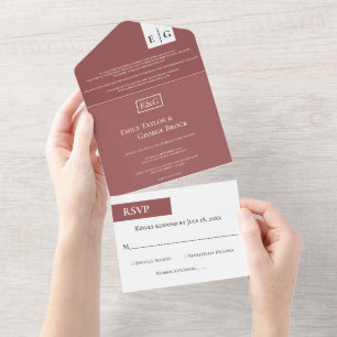 Minimaal Chic Burgundy Monogram Typografie Weddens All In One Uitnodiging