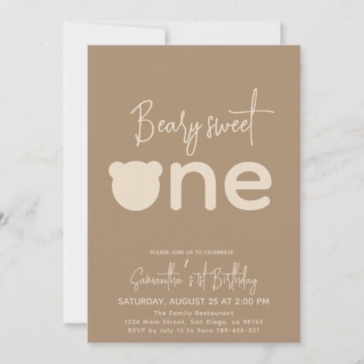 Minimaal eenvoudig modern klein beer 1ste verjaard kaart (Voorkant)