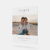 Minimaal Elegant Bruiloft Script Foto Tafelnummer Acryl Bord (Hoek)