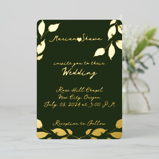 Minimaal Elegant Groen Goud Bladeren Folie Uitnodiging (Staand Voorkant)
