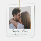 Minimaal Elegant Verloving Fotokerst Keramisch Ornament (Links)