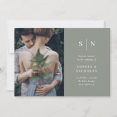 Minimaal en chique | Sage Groene Foto Bruiloft Kaart (Voorkant)