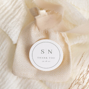 Minimaal en chique   Wit met Sage Bruiloft Initiaa Ronde Sticker
