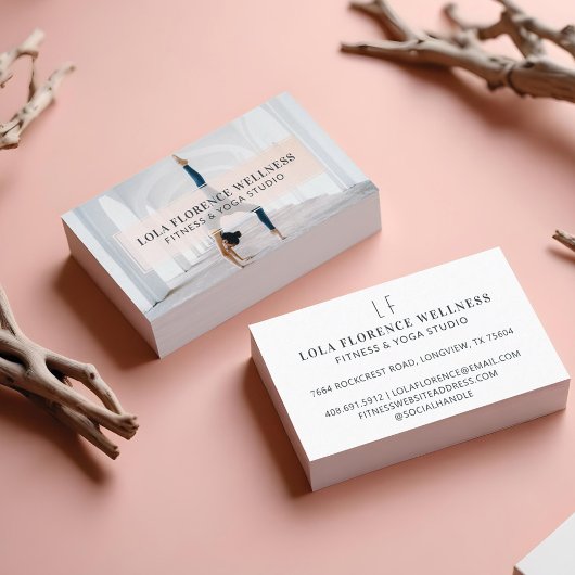 Minimaal en professioneel door Yoga Studio Fitness Visitekaartje