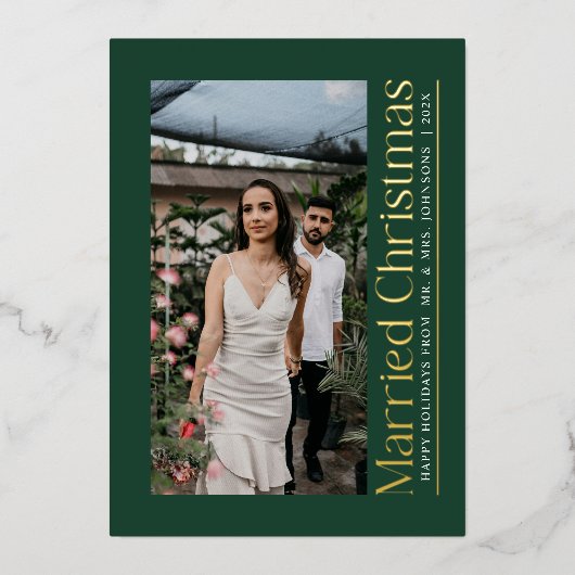 Minimaal getrouwde kerstfoto Passen getrouwd groen Folie Feestdagenkaart (Voorkant)