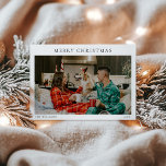 Minimaal kerstportret van moderne familie feestdagenkaart<br><div class="desc">Minimal Christmas Modern Family Portrait Holiday Kaart</div>