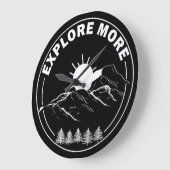 Minimaal landschap dennenbos grote klok (Hoek)