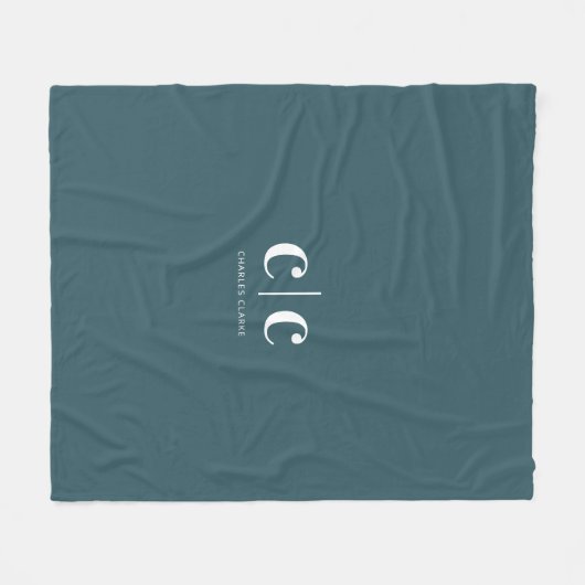 Minimaal modern Blauwgroen Monogram Fleece Deken (Voorkant (Horizontaal))