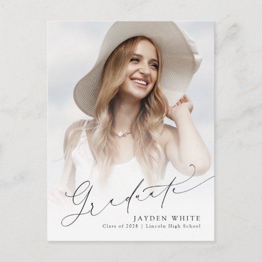 Minimaal Modern Chic Script Foto Afstuderen Uitnod Briefkaart (Voorkant)