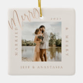 Minimaal modern gehuwd en liefdadig Gold Script 2- Keramisch Ornament (Voorkant)