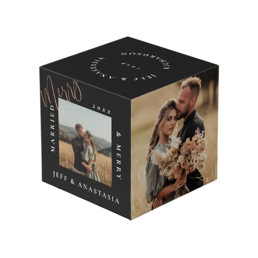 Minimaal Modern Getrouwd & Blij Gouden Script Kubus (Achter hoekig)