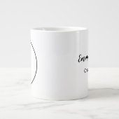 Minimaal Modern Monogram Grote Koffiekop (Voorkant)